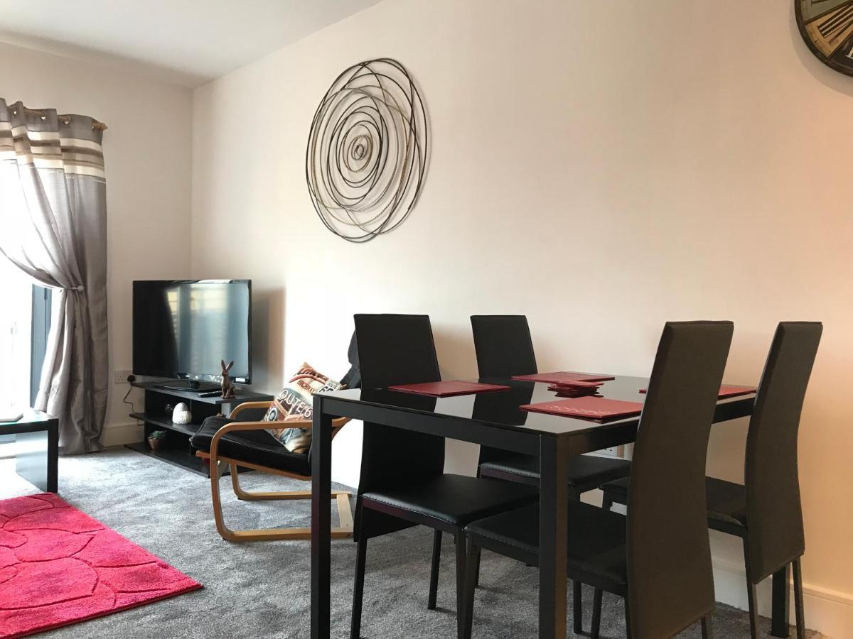 Grand Central Apartments Derby Phòng bức ảnh