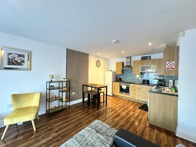 Grand Central Apartments Derby Ngoại thất bức ảnh